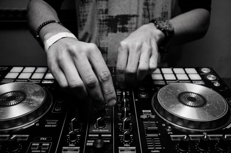 Spar penge på din næste DJ-mixerpult